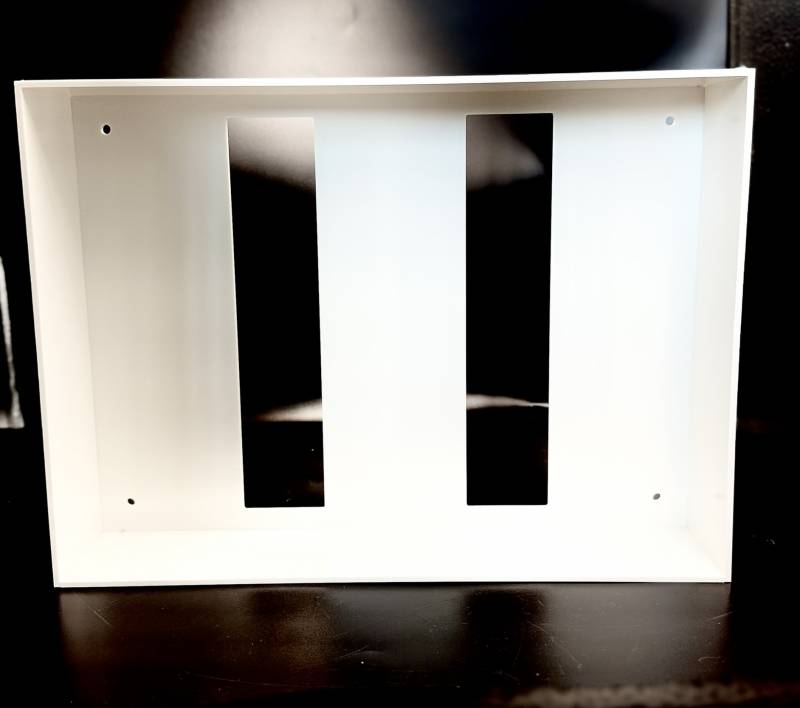 pièce en abs blanc usinée sur mesure avec pliage et collage