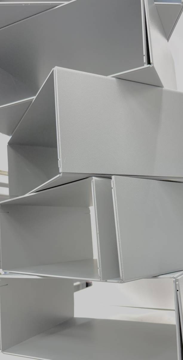 tôlerie plastique sur mesure et découpe de pièces techniques chez aca plastiques & mécaniques à signes