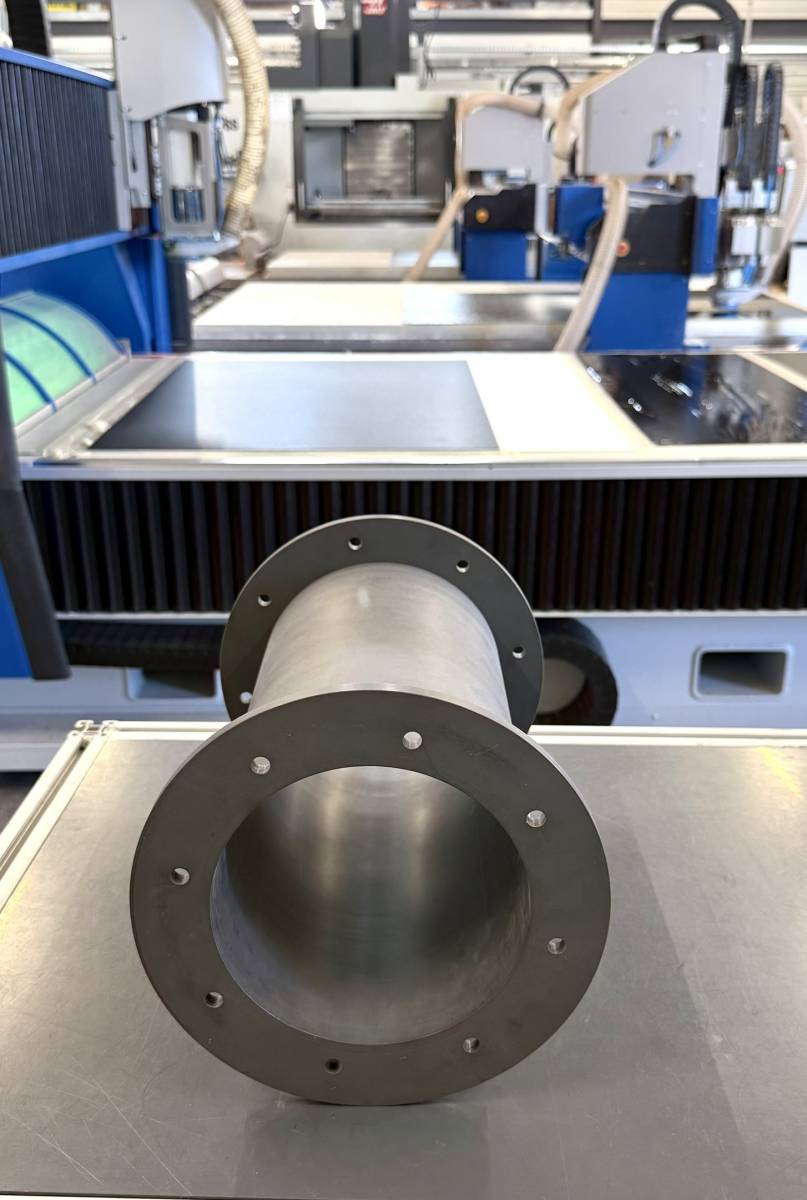 pièce plastique cylindrique usinée sur mesure en atelier aca plastiques lyon