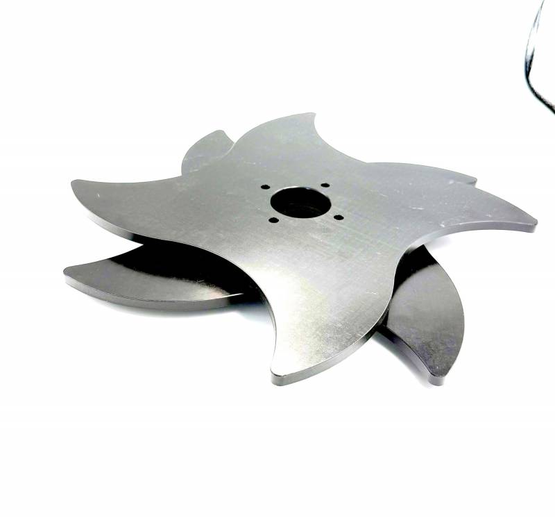 pièce usinée en pom-c avec des contours incurvés