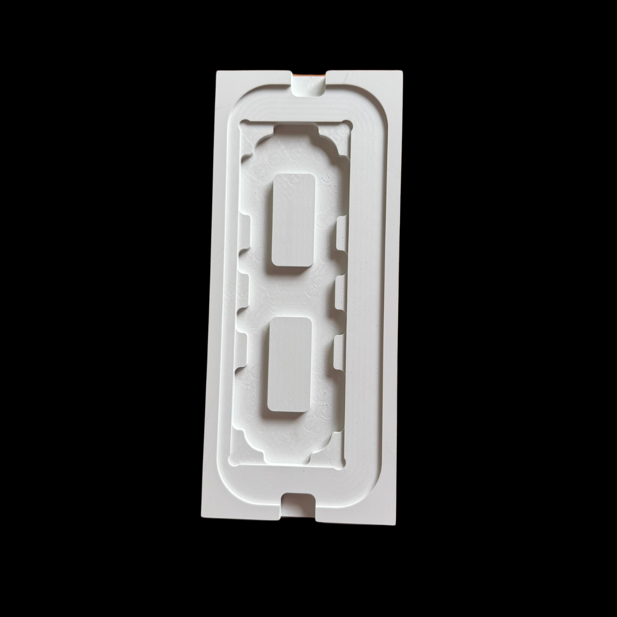 Pièce usinée en PVC rigide blanc par ACA Plastiques & Mécaniques à Signes (Var), fabrication sans moule pour prototype ou petite série