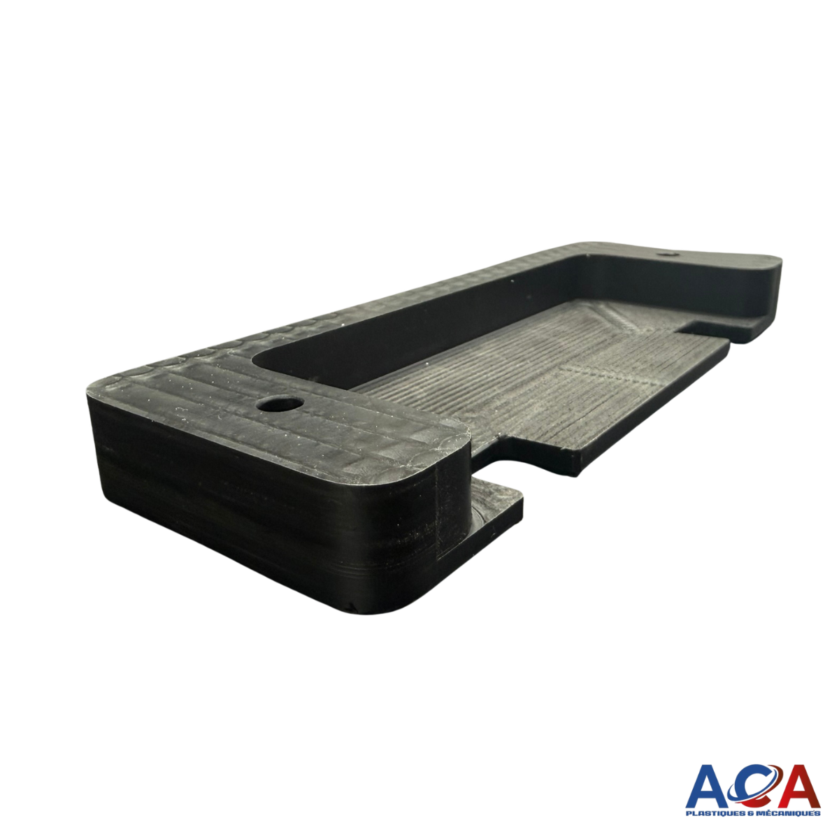 usinage plastique sur mesure pehd 500 à clermont-ferrand pour support industriel cnc 3 axes